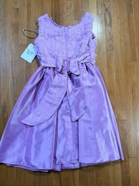 Victoria Girls Lilac 3D Floral Formal Flower Girl Dress Size 4 NWT